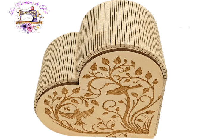 Boite coeur avec bouchon gravé