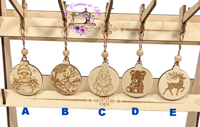 Boules de Noël en Bois 6 cm 