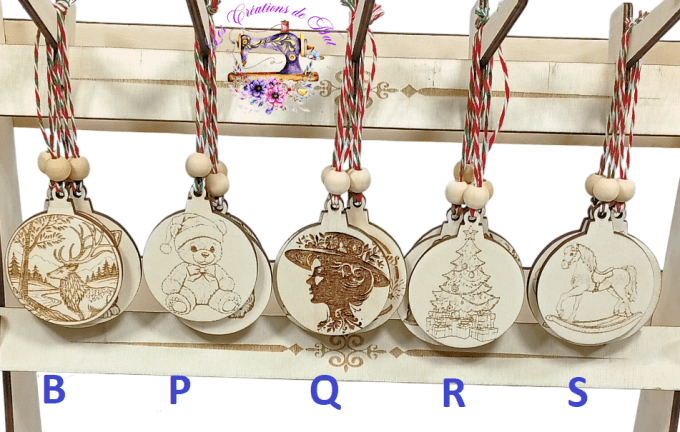 Boules de Noël en Bois 6 cm 